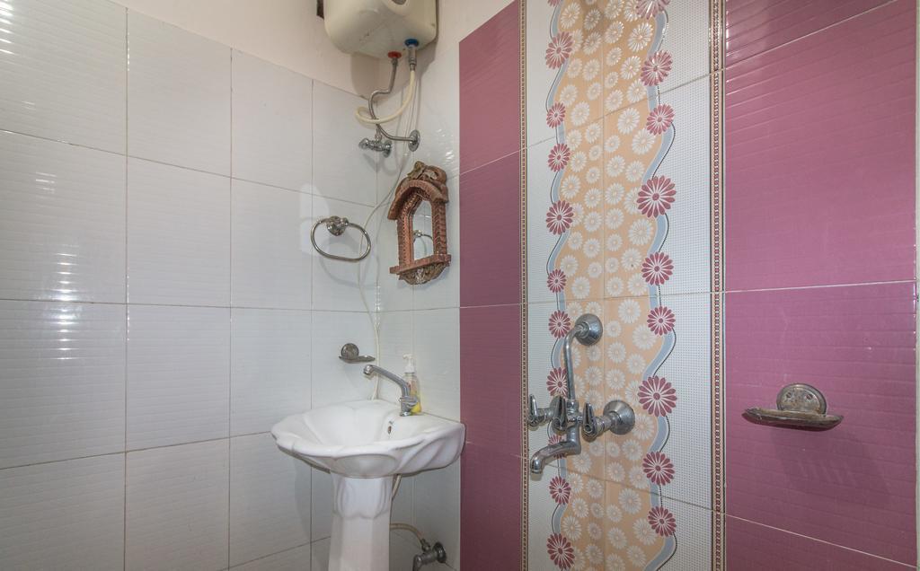 Whereabout Hostel Udaipur Exterior foto